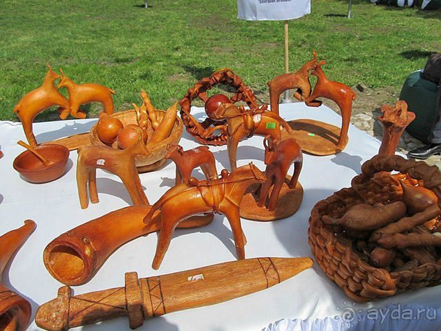 ХАЧАПУРИ ЧАЧА СУЛУГУНИ))) Вы о чем подумали?)))