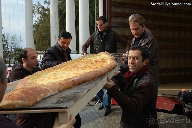 ГРУЗИНСКИЙ ХЛЕБ-ВОСЬМОЕ ЧУДО СВЕТА)))