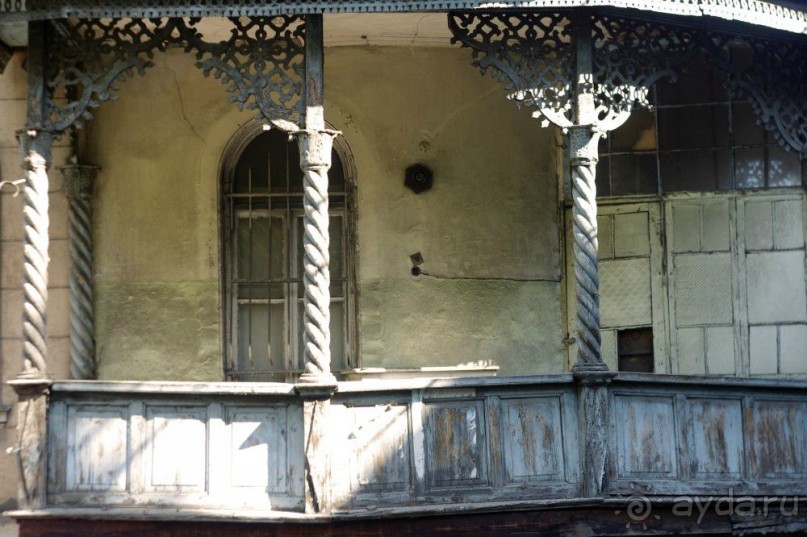 ТБИЛИСИ:"КРУЖЕВНЫЕ" БАЛКОНЫ СТАРОГО ТИФЛИСА