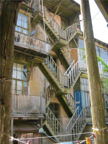 ТБИЛИСИ:"КРУЖЕВНЫЕ" БАЛКОНЫ СТАРОГО ТИФЛИСА