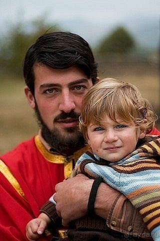 ГРУЗИЯ В ЛИЦАХ