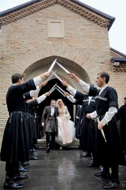 ГРУЗИЯ В ЛИЦАХ