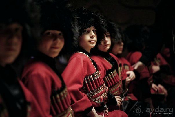 ГРУЗИЯ В ЛИЦАХ