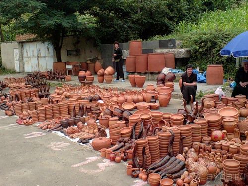 ГРУЗИНСКАЯ  КЕРАМИКА