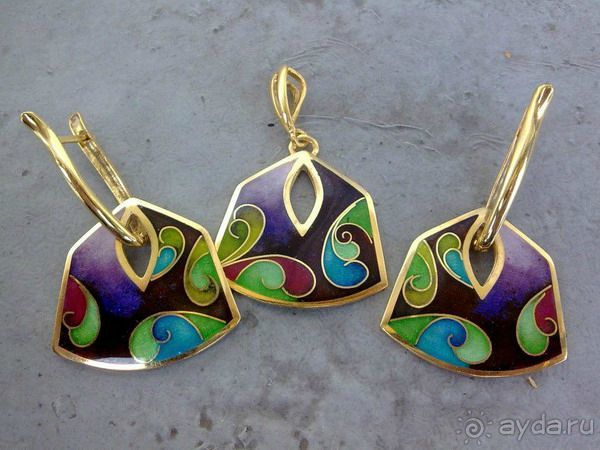 МИНАНКАРИ-грузинская перегородчатая эмаль