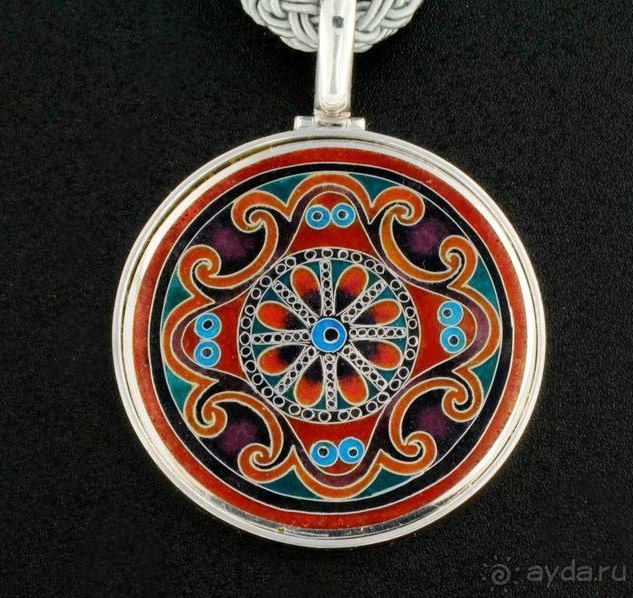 МИНАНКАРИ-грузинская перегородчатая эмаль