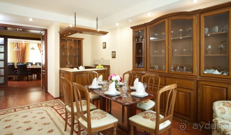 Маринс Парк Отель