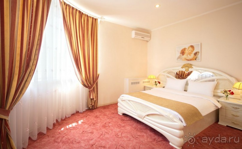 Маринс Парк Отель