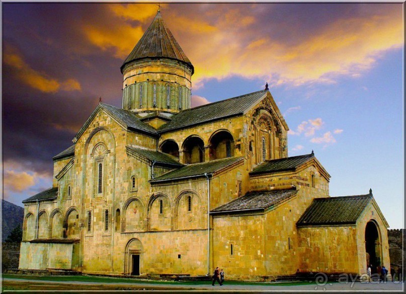 Светицховели  Шио-Мгвимский монастырь Грузия 