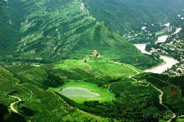 Светицховели  Шио-Мгвимский монастырь Грузия 