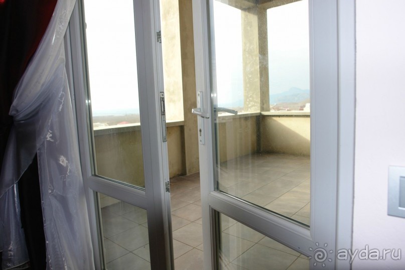 вилла у подножья Меганома