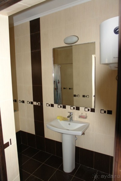 вилла у подножья Меганома