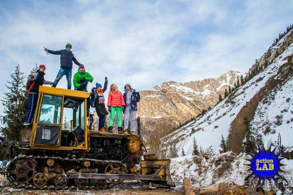 Альбом отзыва "Необычный Фрирайд и Бэккантри в Киргизии. Часть 03: Достопримечательности и природа Каракола"