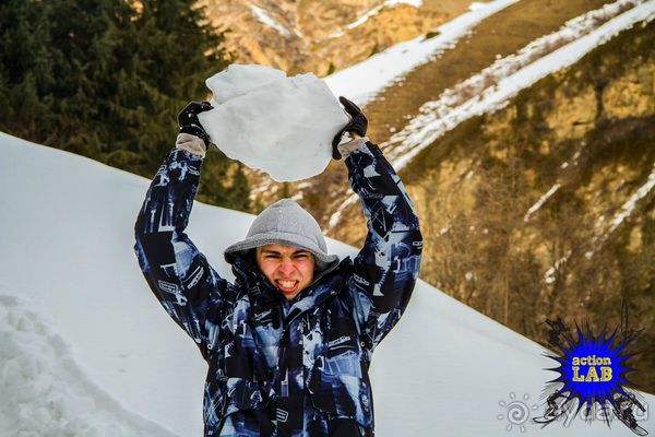 Альбом отзыва "Необычный Фрирайд и Бэккантри в Киргизии. Часть 03: Достопримечательности и природа Каракола"