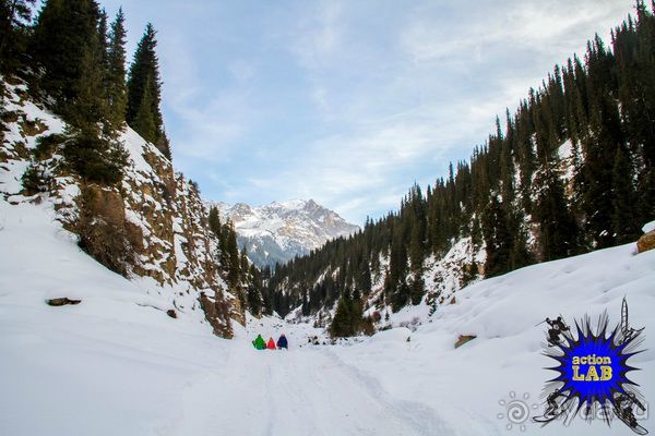 Альбом отзыва "Необычный Фрирайд и Бэккантри в Киргизии. Часть 03: Достопримечательности и природа Каракола"