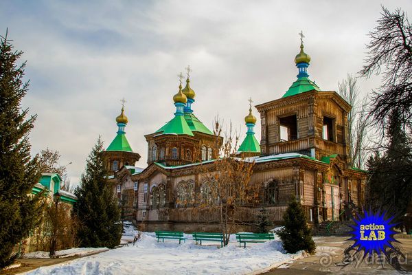 Необычный Фрирайд и Бэккантри в Киргизии. Часть 03: Достопримечательности и природа Каракола