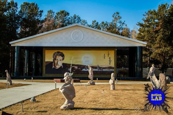 Необычный Фрирайд и Бэккантри в Киргизии. Часть 03: Достопримечательности и природа Каракола