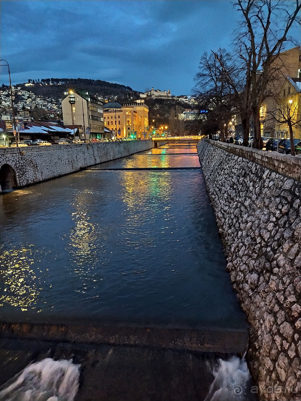 Альбом отзыва "Босния и Сербия: две страны одной балканской медали"