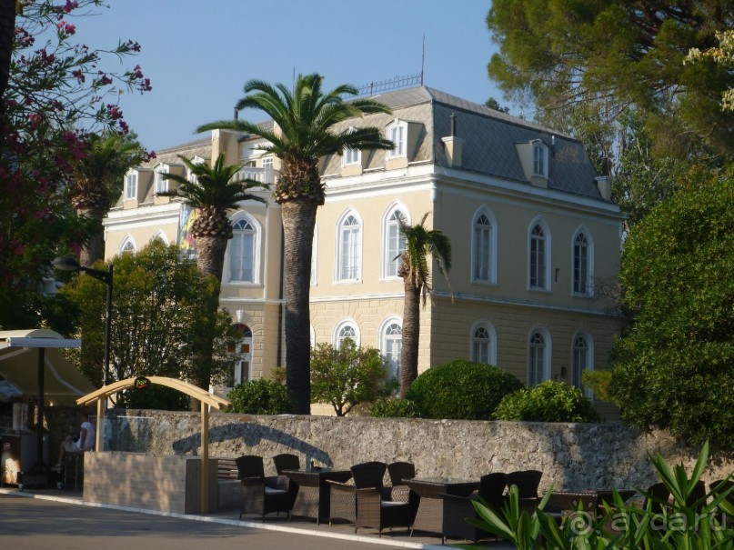 Под Чёрными горами