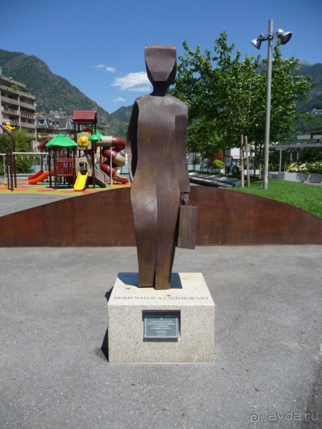 Немного испанского сюрреализма под сангрию