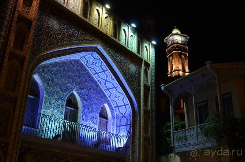 Тбилисские серные бани (თბილისური გოგირდის აბანო).