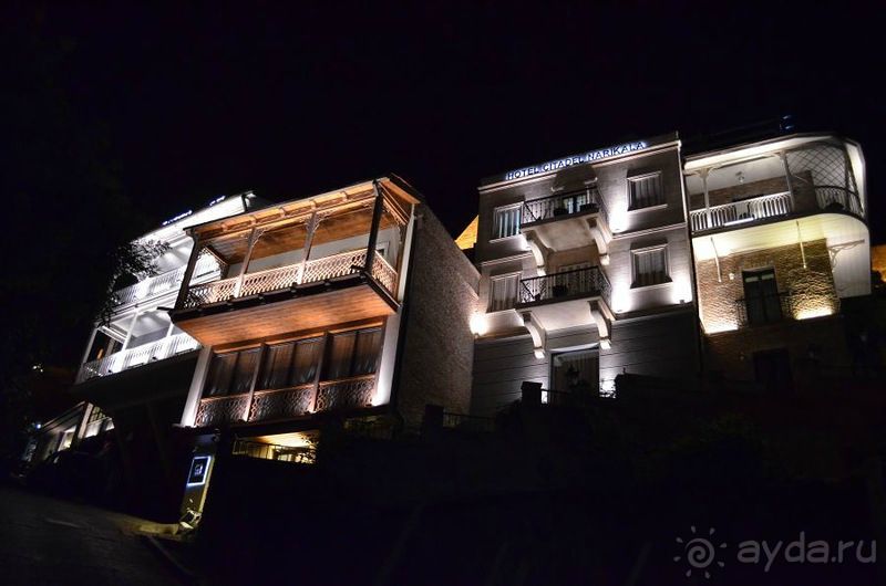 Ночной Тбилиси.