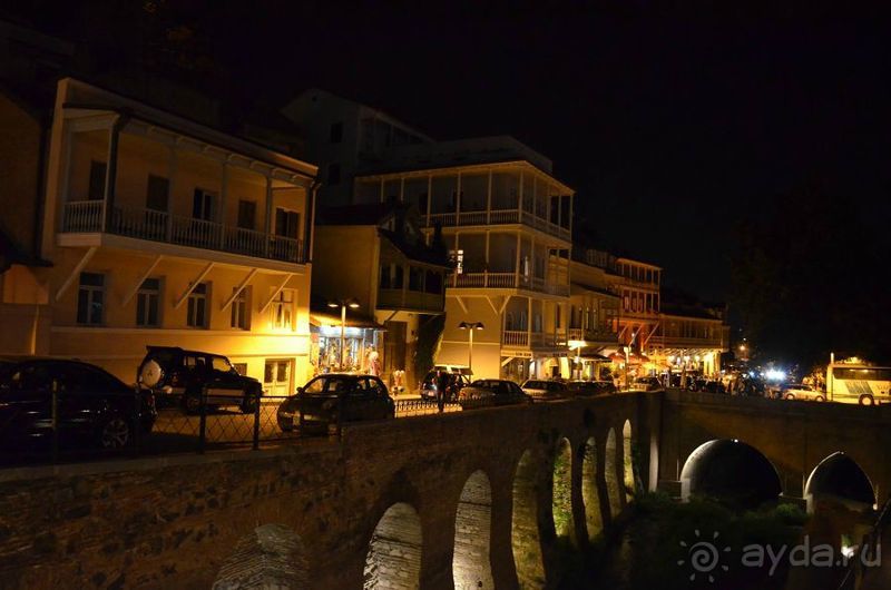 Ночной Тбилиси.