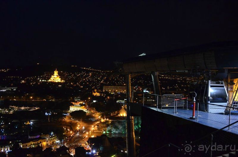 Ночной Тбилиси.