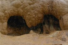 Нарзанный источник на Военно-Грузинской дороге.