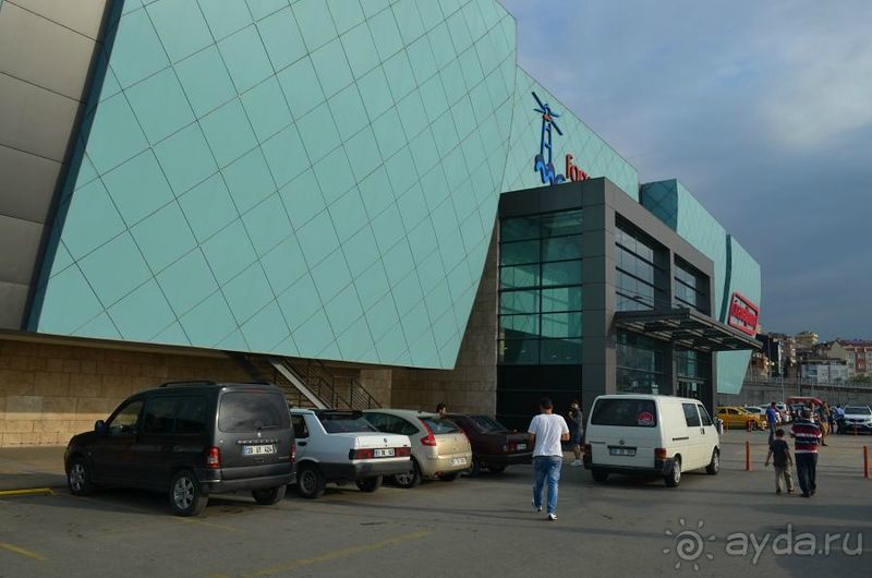 Шопинг на берегу моря (Forum Trabzon).
