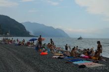 Сарпи - "купание в море с видами на мечети Турции".