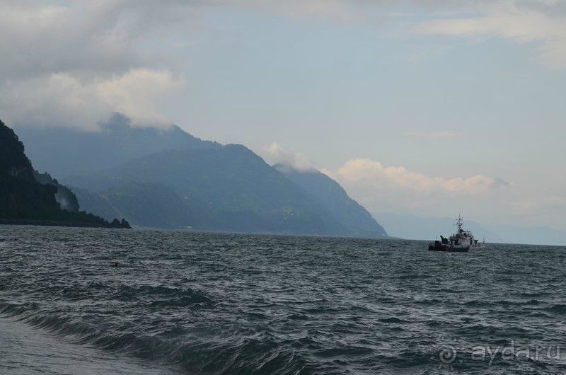 Сарпи - "купание в море с видами на мечети Турции".