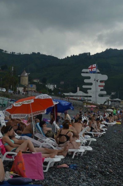 Сарпи - "купание в море с видами на мечети Турции".