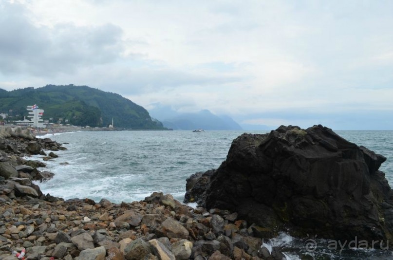 Сарпи - "купание в море с видами на мечети Турции".