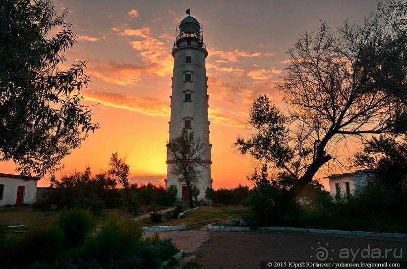Этот маяк за своё время существования стал свидетелем многих важных событий