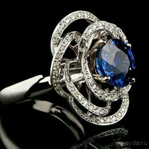 Отличное кафе и безумно красивые ювелирные изделия в Кавелоссиме