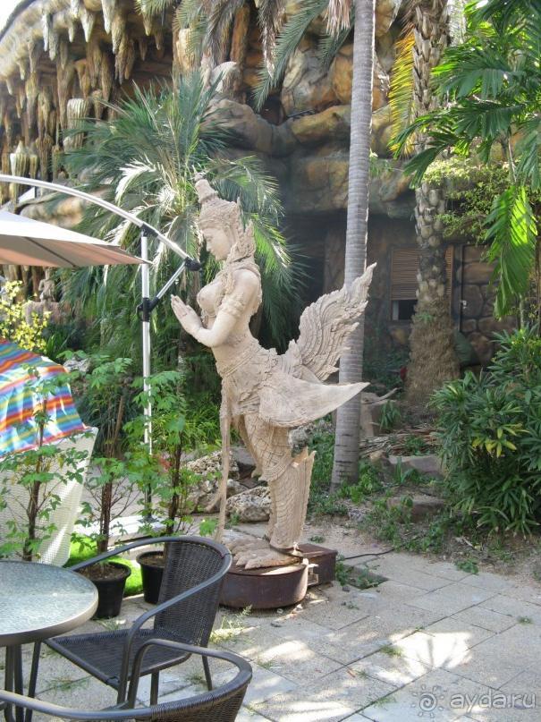 Местное божество