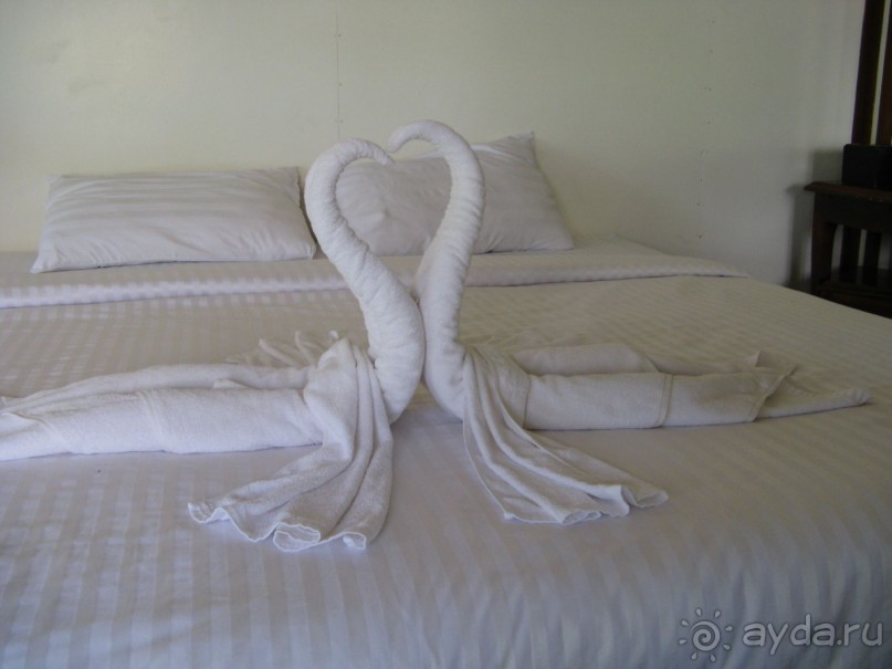 Лебеди из полотенец