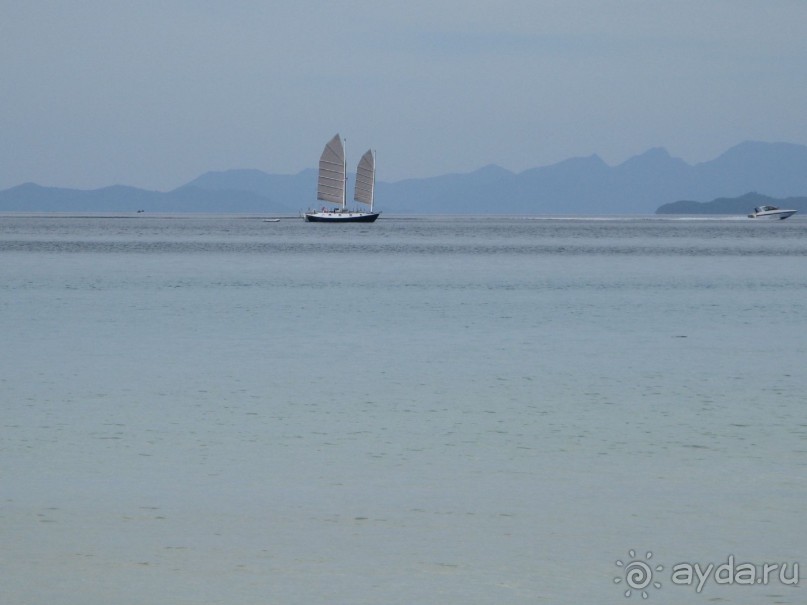 Белеет парус....