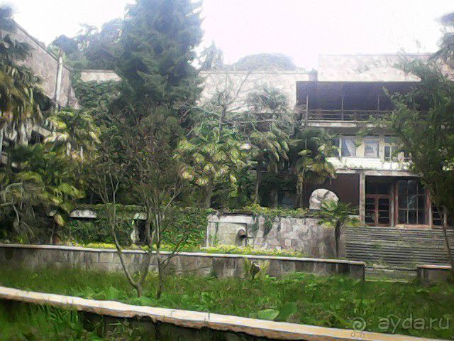 СМЕШНО. ну просто ХА! да и только... Сухум 15