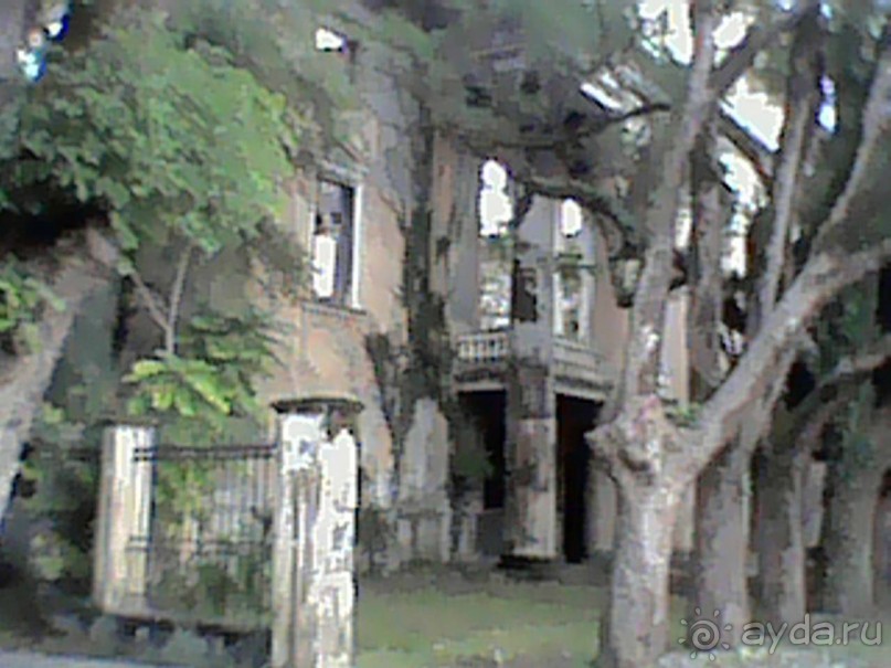 Абхазия. Сухум 2016. РАЗРУХА и ОСТОРОЖНО!!! Они ТУПЫ-Ы-Ы-ЫЕ!