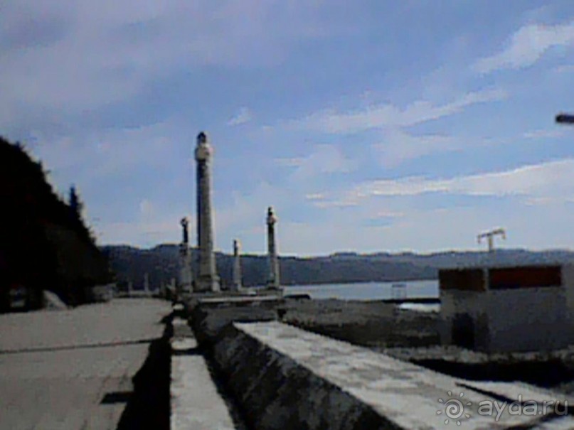 Абхазия. Сухум 2016. РАЗРУХА и ОСТОРОЖНО!!! Они ТУПЫ-Ы-Ы-ЫЕ!