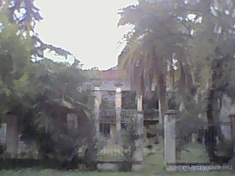 Абхазия. Сухум 2016. РАЗРУХА и ОСТОРОЖНО!!! Они ТУПЫ-Ы-Ы-ЫЕ!