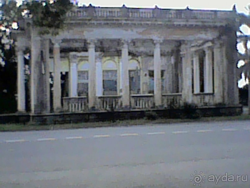 Абхазия. Сухум 2016. РАЗРУХА и ОСТОРОЖНО!!! Они ТУПЫ-Ы-Ы-ЫЕ!