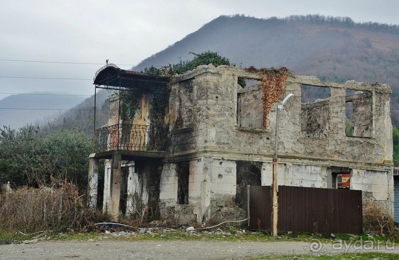 Юмор в Абхазии одним словом.ТОШНОТВОРНЫЙ. И - ОСТОРОЖНЕЕ с недвижимостью в стране души беззакония.