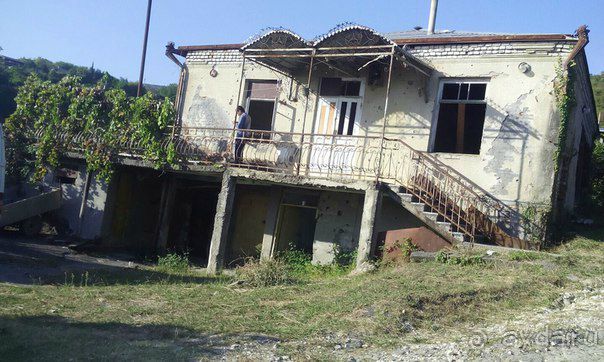 Юмор в Абхазии одним словом.ТОШНОТВОРНЫЙ. И - ОСТОРОЖНЕЕ с недвижимостью в стране души беззакония.