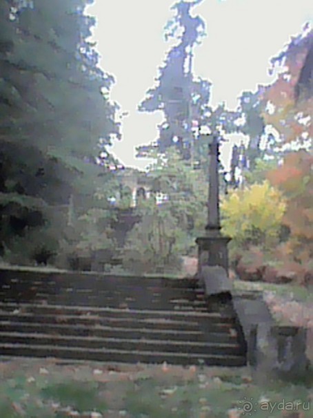 Сухум гора 17г или унылые останки былой роскоши прежде цветущей столицы Абхазии.