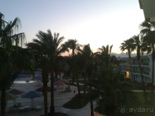 Отель с замашками на величественность)