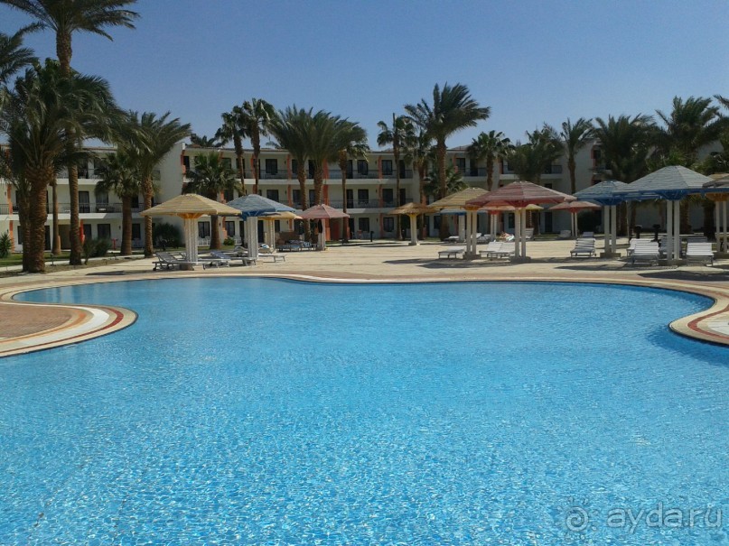 Отель с замашками на величественность)