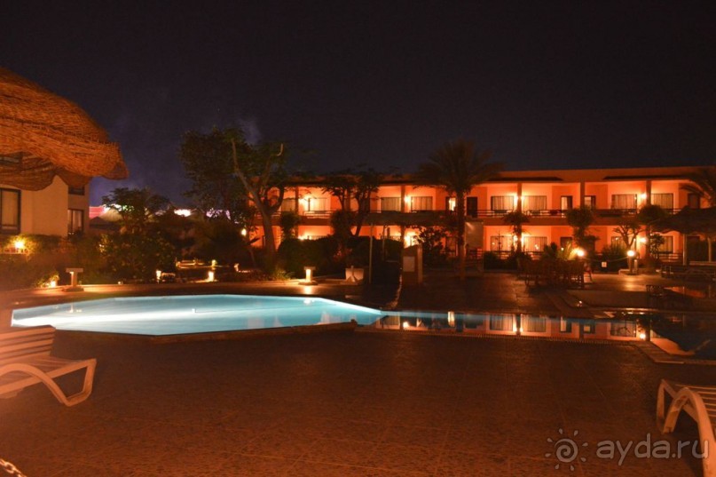 Ужасный отель, хамское отношение персонала к туристам и вымогательство денег